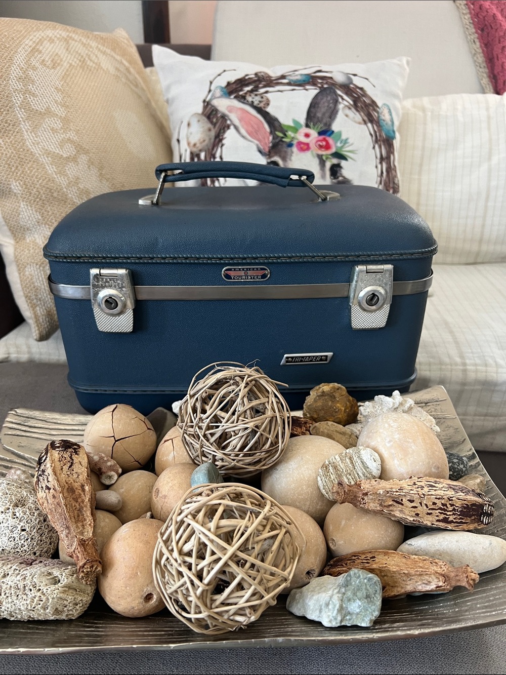 Vintage Blue Train Case Travel Makeup Case - Unknown Brand